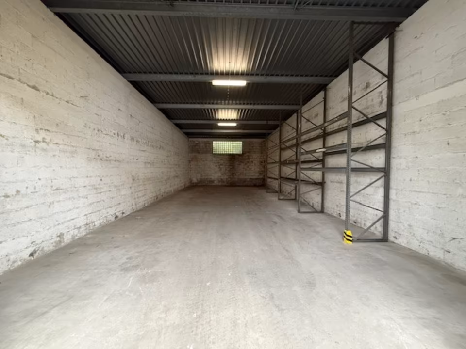 Lagerhalle 2